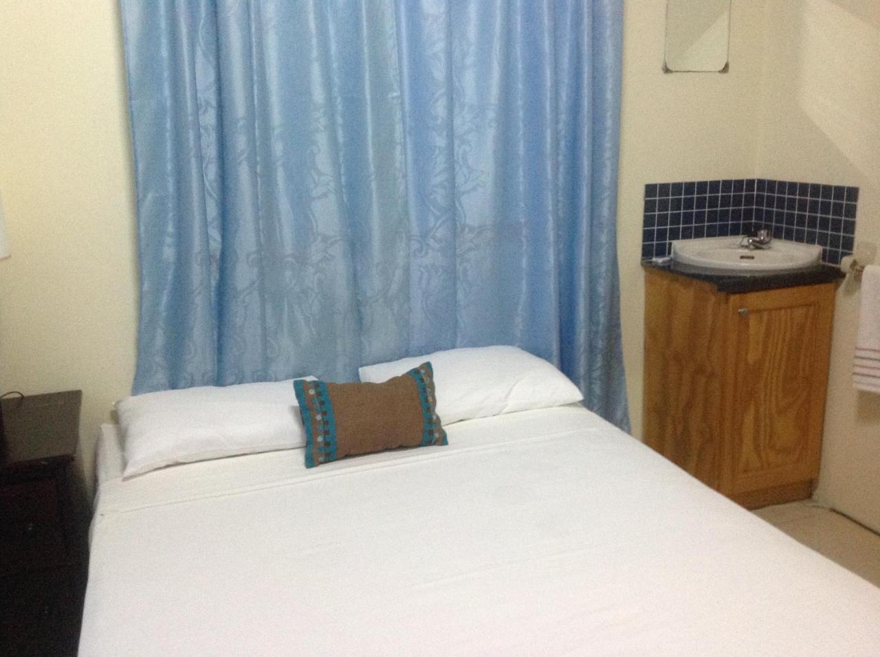 Mitchell'S Guest House D'Arbeau ภายนอก รูปภาพ