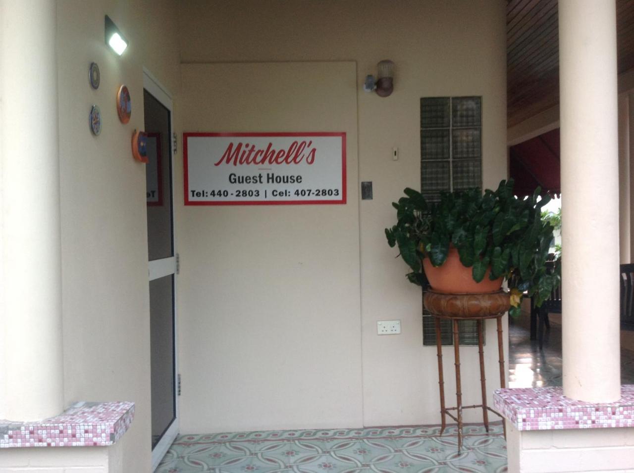 Mitchell'S Guest House D'Arbeau ภายนอก รูปภาพ